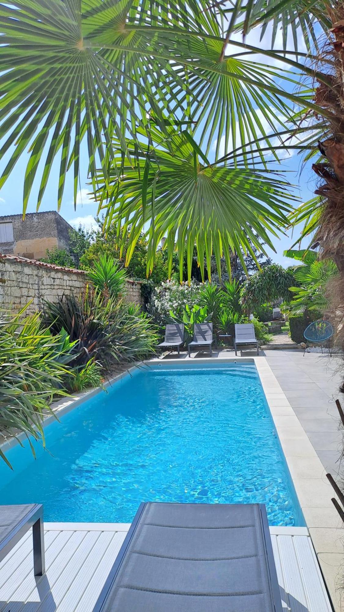 L'Angely - Chambres D'Hotes นีออร์ ภายนอก รูปภาพ