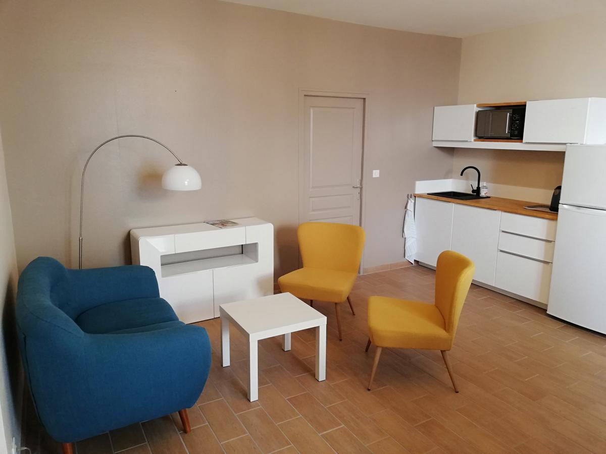 L'Angely - Chambres D'Hotes นีออร์ ภายนอก รูปภาพ